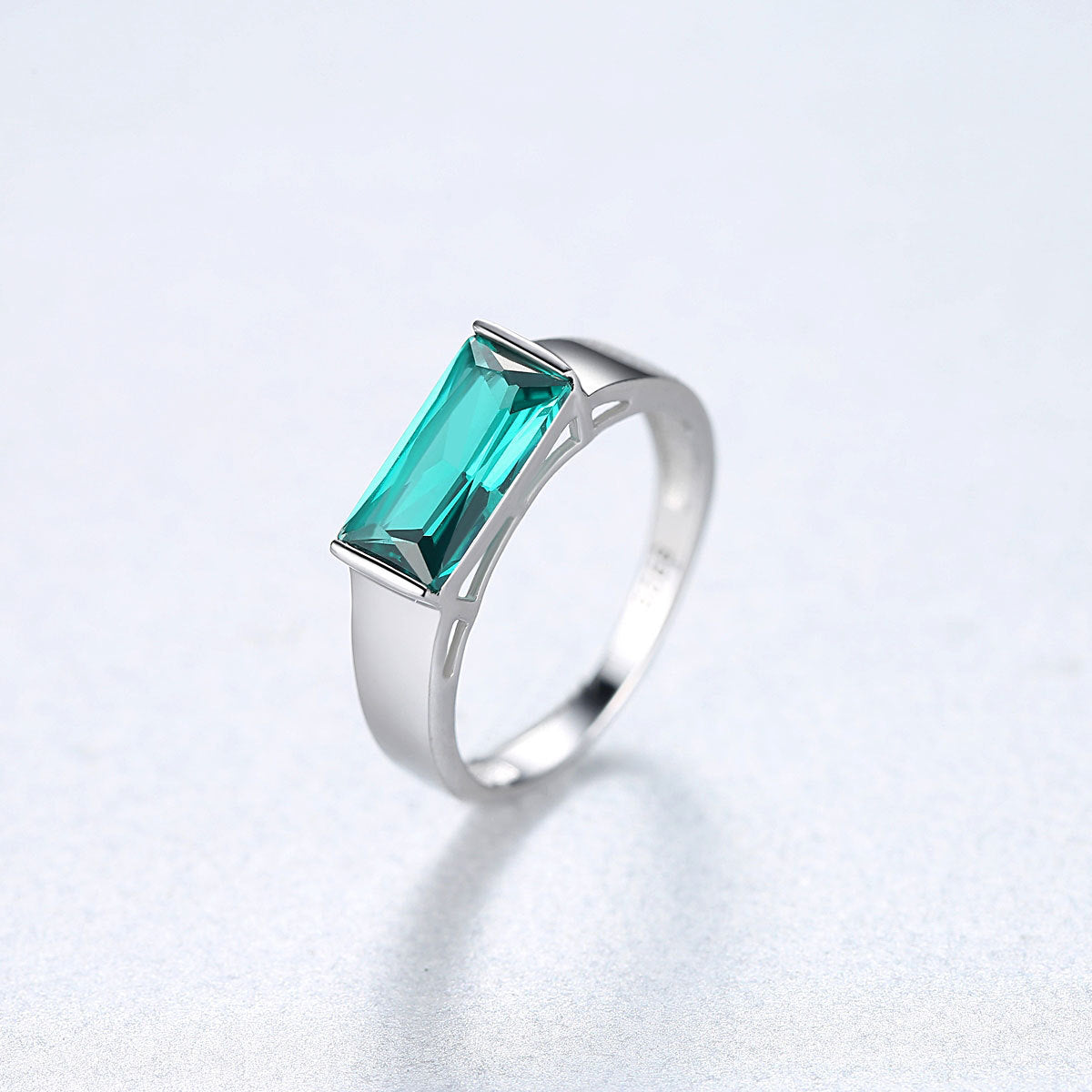 Square design ring