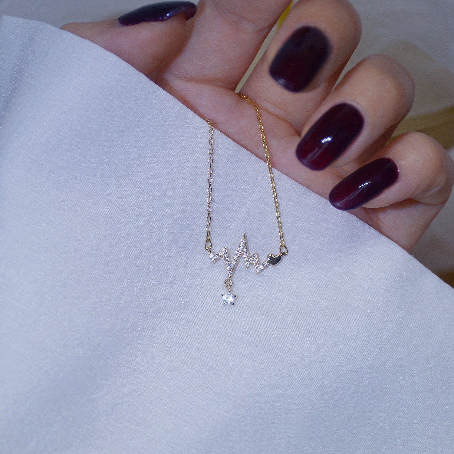 Love Signal Water Drop Love Temperament Clavicle Chain