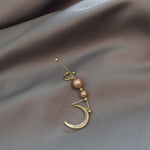 niche design moon necklace