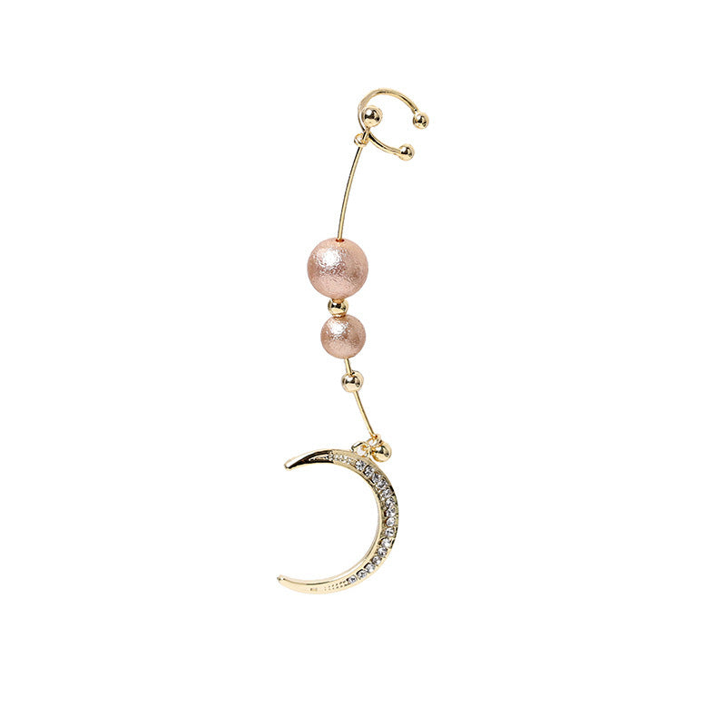 niche design moon necklace